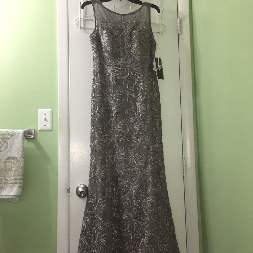 FORMAL DRESS! MOTHER OF THE BRIDE...